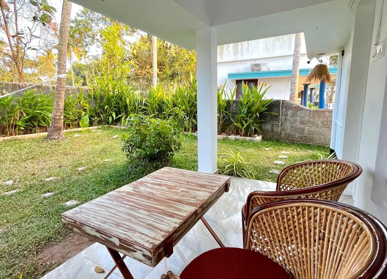 Bed & Breakfast Point Break Varkala India