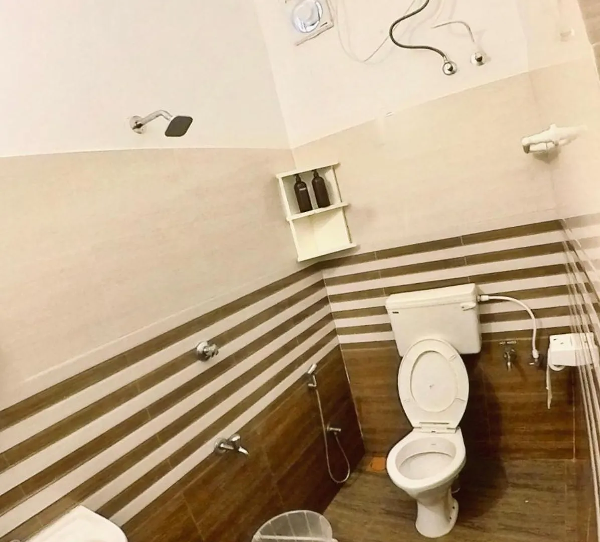 Point Break Varkala Bed & Breakfast