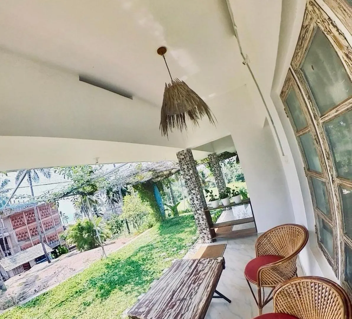 Bed & Breakfast Point Break Varkala