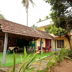  Hotel Sherin